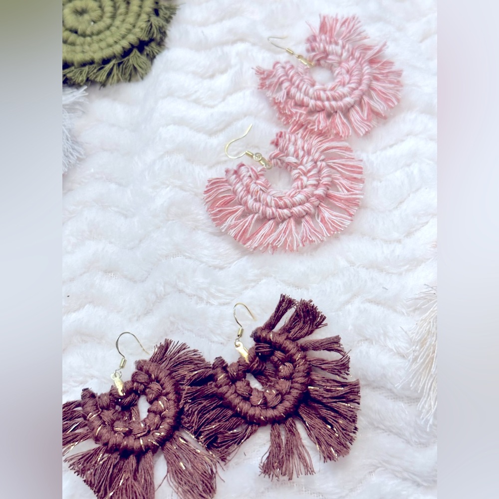 HaNdMaDe BÖHÖ fRiNgY MaCrAmÉ» 925s sTeRliNg SiLvEr [STAMPED] BoHeMiAn EaRrInGs